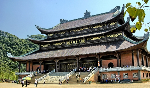 Bai Dinh Pagoda – Trang An – Cuc Phuong National Park Private 2 Days 1 Night