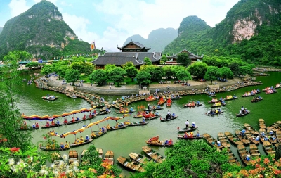 Hoa Lu – Tam Coc – Bai Dinh Pagoda – Trang An 2 Days 1 Night  - Private Tour
