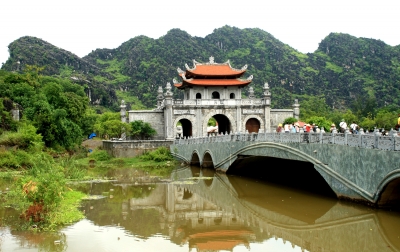 Hoa Lu - Tam Coc - Cuc Phuong National Park Private 2 Days - 1 Night Tour