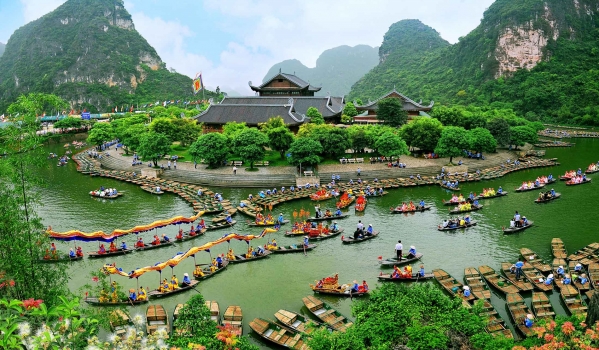 Hoa Lu - Trang An - Unique 1 Day Tour
