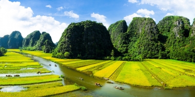 Tam Coc - A Beautiful Place You Must Go In Ninh Binh.